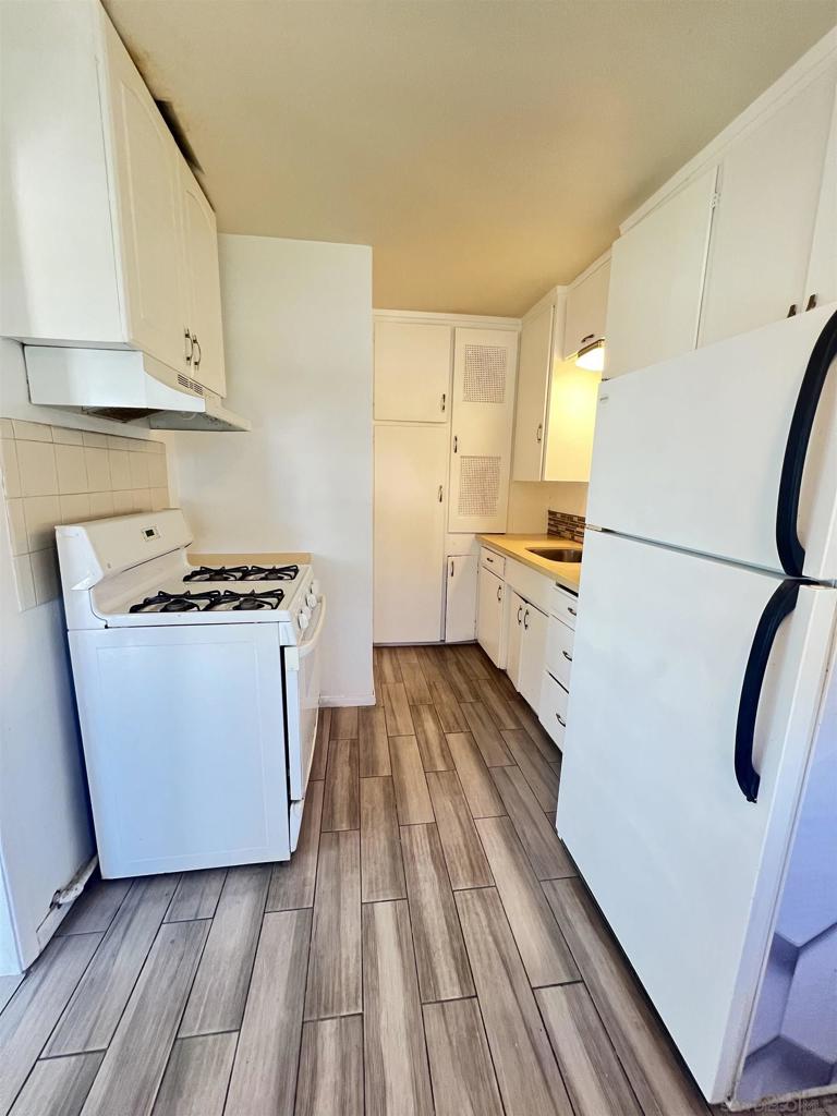 4064 Oakcrest Dr - photo 3