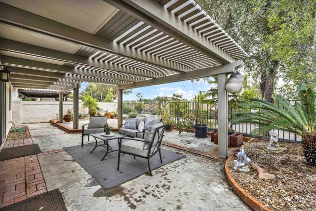 Detail Gallery Image 19 of 22 For 13025 Avenida Marbella, San Diego,  CA 92128 - 2 Beds | 2 Baths