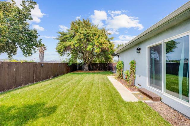 962 Wilson Avenue, El Cajon CA: https://media.crmls.org/mediaz/bf0af17d-4db2-4fbf-9f6d-d64b7e355721.jpg