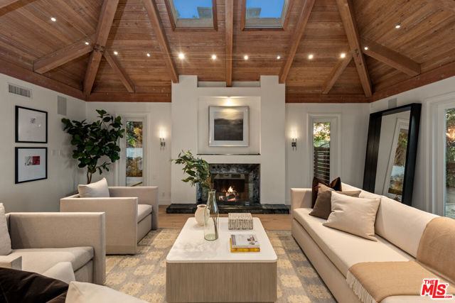 Drew Fenton | 3123 Stone Oak Drive Los Angeles CA | MLS: 7171865