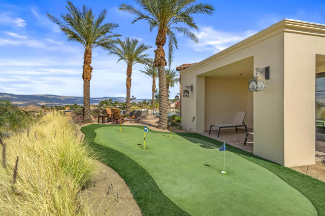 31 Hillcrest Drive, Rancho Mirage CA: https://media.crmls.org/mediaz/bf0b4eb9-7cc2-4148-af97-ec30051bf0f4.jpg