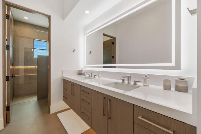 53603 Via Mallorca, La Quinta CA: https://media.crmls.org/mediaz/bf0c586a-9963-447c-a906-f2ea40f2a255.jpg