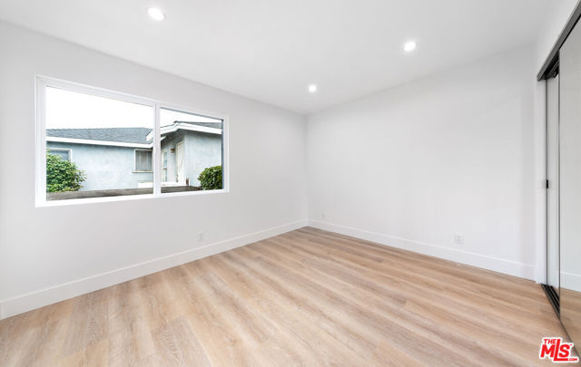 12034 Alberta Drive, Culver City CA: https://media.crmls.org/mediaz/bf0cad4a-6395-4045-b6ea-a84243bcd0f2.jpg