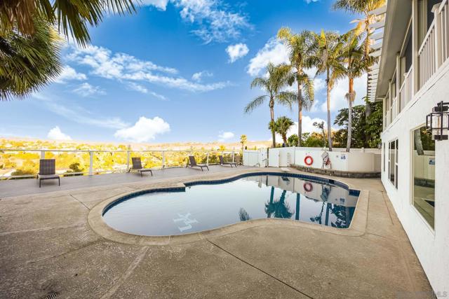 7232 Margerum Ave, San Diego CA: https://media.crmls.org/mediaz/bf0caf47-2381-44c5-8d9e-6de44e72ec65.jpg