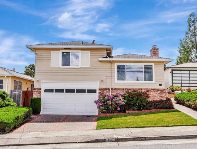 417 36th Avenue, San Mateo CA: https://media.crmls.org/mediaz/bf0d9dab-a839-4f69-b840-693b4e0c9e19.jpg