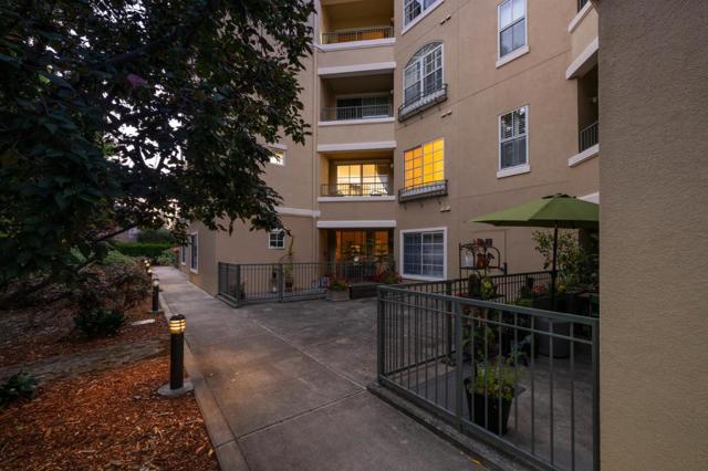 111 Saint Matthews Avenue, San Mateo CA: https://media.crmls.org/mediaz/bf0e3f5a-b0b1-4857-8695-fb47872ac8f8.jpg