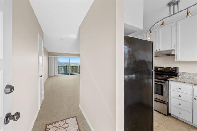 1866 Forestdale Drive, Encinitas CA: https://media.crmls.org/mediaz/bf0fcac1-0d08-4e1d-be24-b096fc65f311.jpg