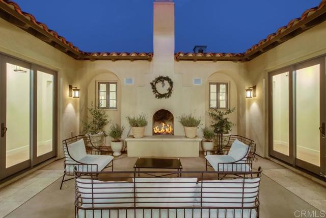 8308 Top O The Morning Way, San Diego CA: https://media.crmls.org/mediaz/bf10b3b4-fd1d-4d96-b4d0-52e84c1490f5.jpg