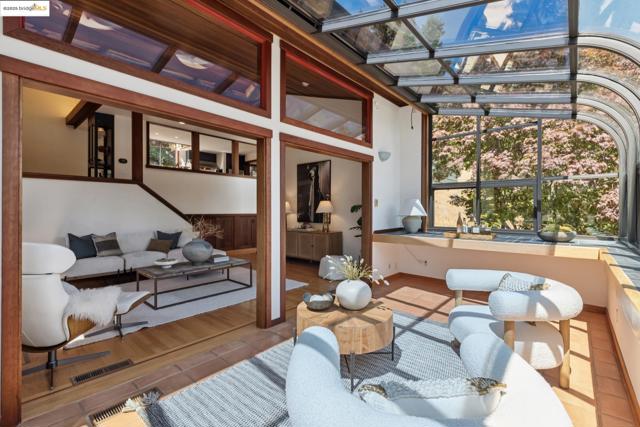 737 Woodhaven Rd, Berkeley CA: https://media.crmls.org/mediaz/bf1147c7-f4a5-4420-9590-0bea4261d869.jpg
