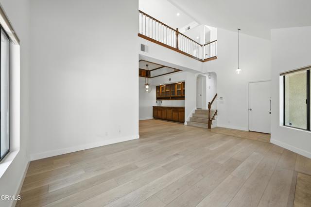 Detail Gallery Image 1 of 49 For 18731 Hatteras St #35,  Tarzana,  CA 91356 - 3 Beds | 2/1 Baths