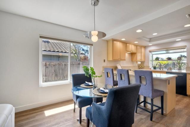 10434 Woodchuck Pt, San Diego CA: https://media.crmls.org/mediaz/bf11e2e2-70e1-4231-a3af-f6c86c6fd010.jpg