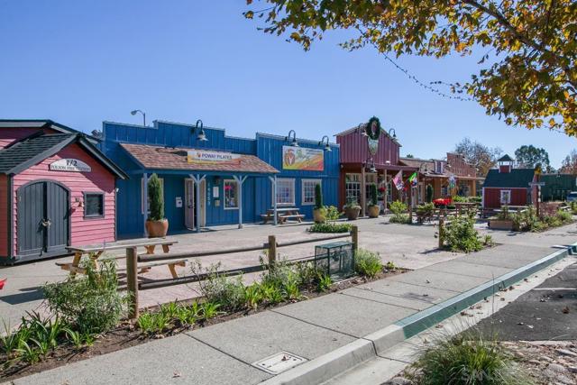 13612 El Mar Ave, Poway CA: https://media.crmls.org/mediaz/bf132830-f18c-446c-a022-fabb542a25f2.jpg