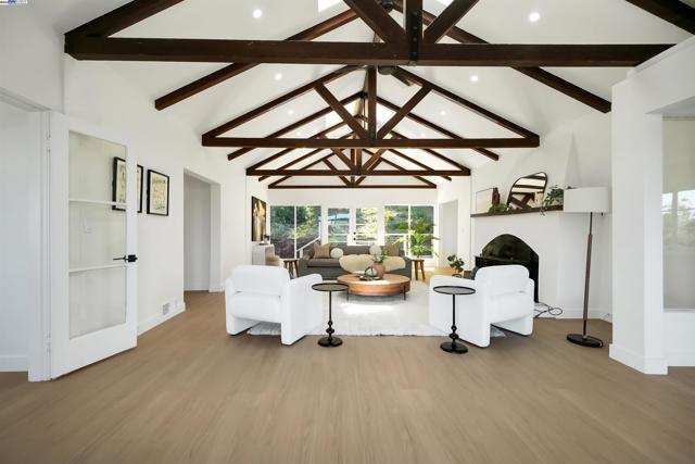 102 Castlewood Dr, Pleasanton CA: https://media.crmls.org/mediaz/bf1400b1-b4f5-4d70-a168-79b067397e3e.jpg