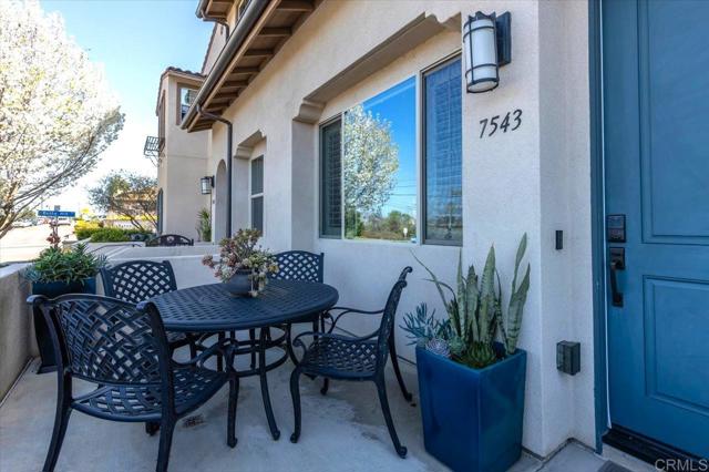 Image 3 of 32 For 7543 Canyon Drive