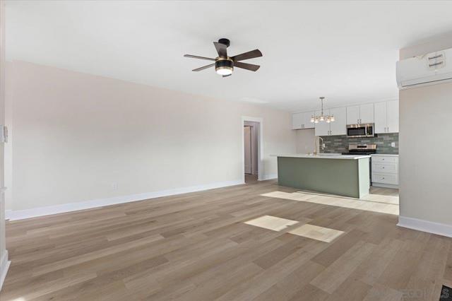 Image 7 of 30 For 2453 Curlew St