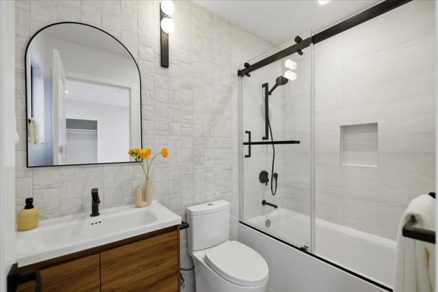 852 La Para Avenue, Palo Alto CA: https://media.crmls.org/mediaz/bf17d712-3c84-4270-ba99-66e5b459ce66.jpg