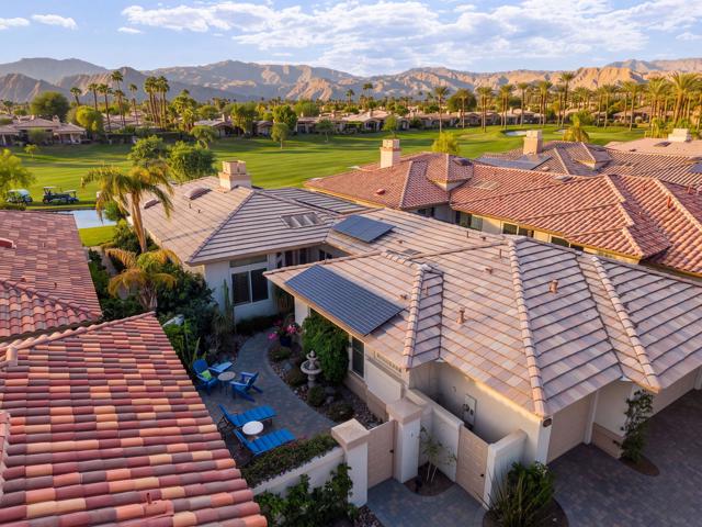 821 Deer Haven Circle, Palm Desert, CA 92211