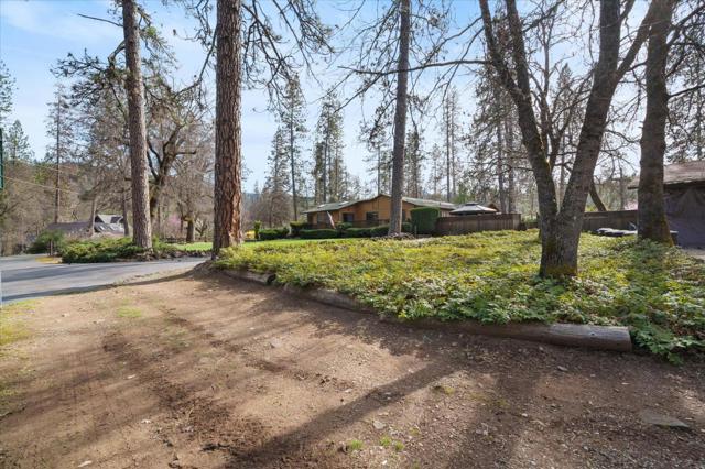121 Wellock Road, Lewiston CA: https://media.crmls.org/mediaz/bf187cc2-c263-4eab-b5c5-b7064915b292.jpg