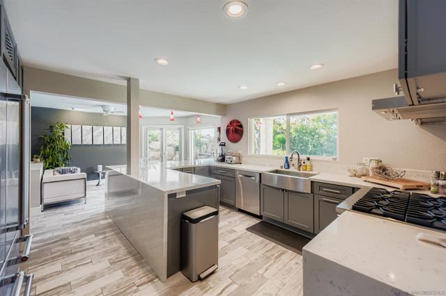 4848 Casals PL, San Diego CA: https://media.crmls.org/mediaz/bf1b1d49-8831-42ac-8f6f-ebd12c1d174f.jpg