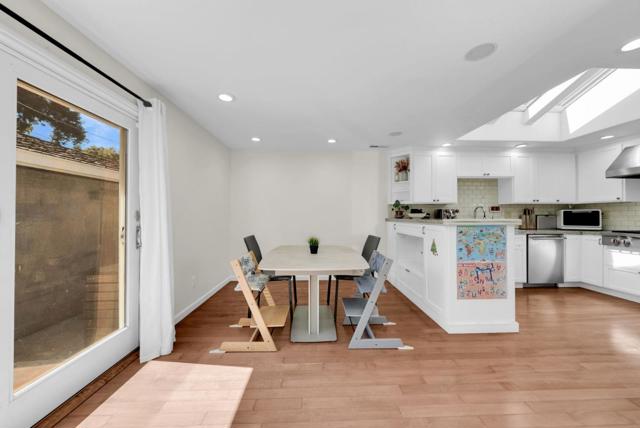 1024 Berkeley Avenue, Menlo Park CA: https://media.crmls.org/mediaz/bf1baaa9-728d-4b86-a753-1cb7d5682e9e.jpg