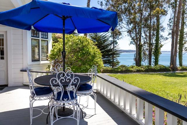 620 El Salto Drive, Capitola CA: https://media.crmls.org/mediaz/bf1ca968-8be7-45b5-aaee-3f7324eecdc1.jpg