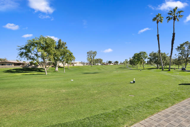 73363 Desert Greens Dr N, Palm Desert CA: https://media.crmls.org/mediaz/bf1cfb90-e273-45e3-9120-bdd249634a7a.jpg
