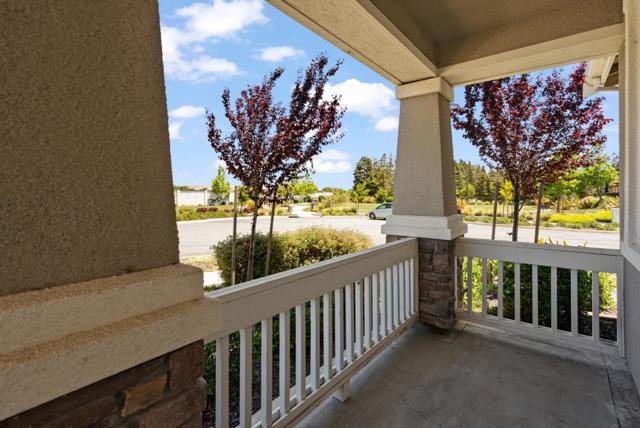 277 Copperleaf Lane, San Juan Bautista CA: https://media.crmls.org/mediaz/bf1d8a34-2e9e-4f77-97b3-e6ffacf8f236.jpg