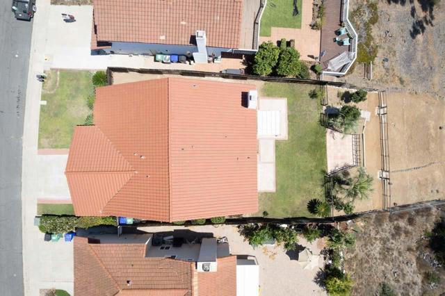 13399 Bavarian Dr, San Diego CA: https://media.crmls.org/mediaz/bf1f5f71-14b3-49a5-97c3-5953e9aef622.jpg
