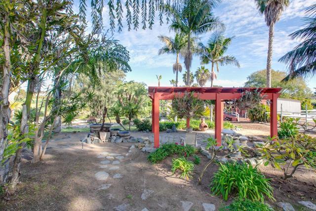 623 Quail Gardens Lane, Encinitas CA: https://media.crmls.org/mediaz/bf2018ce-305f-4904-b603-e6703d302022.jpg