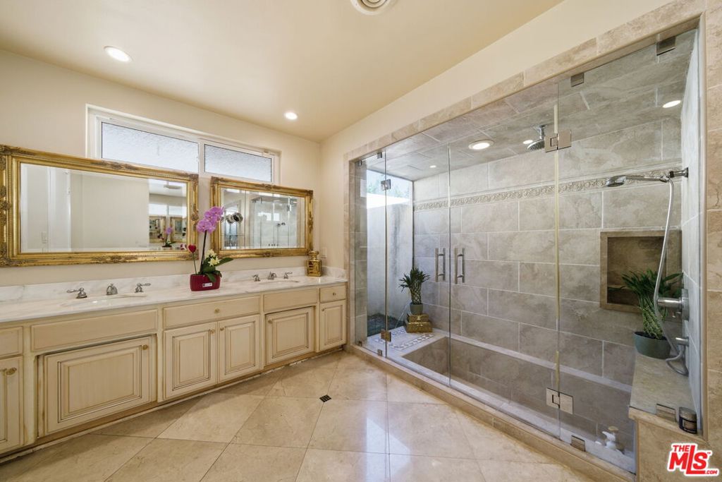 MLS #26658807 image #44
