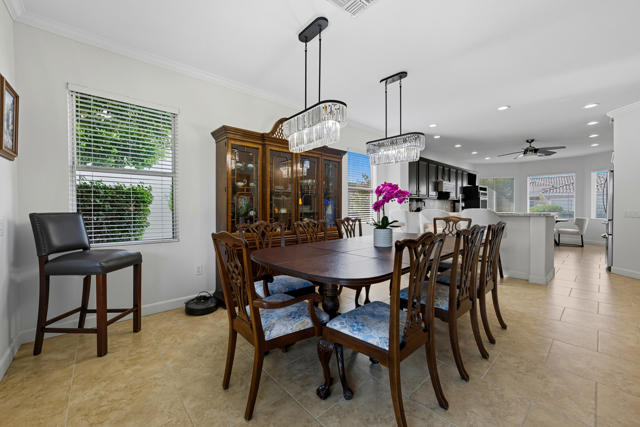 78390 Sterling Lane, Palm Desert CA: https://media.crmls.org/mediaz/bf20b128-8189-483e-a803-a06e8046b1b6.jpg