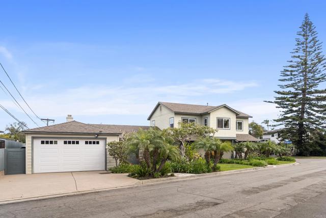 Detail Gallery Image 5 of 42 For 871 Tarento Dr, San Diego,  CA 92106 - 4 Beds | 3 Baths