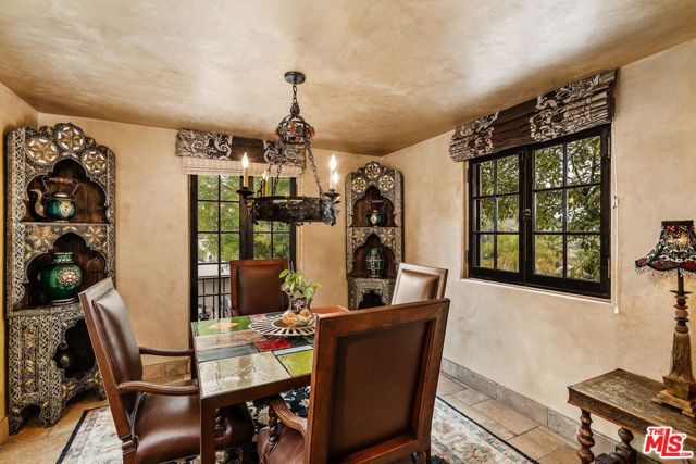4320 Cedarhurst Circle, Los Angeles CA: https://media.crmls.org/mediaz/bf223ed1-b2ea-4e42-8d60-5ebdb2e803b5.jpg