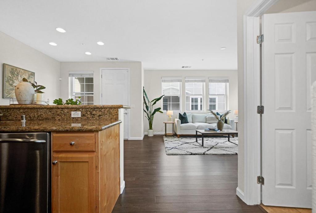 Bf22Ab7C 66B8 4A38 9D0B Cf14Cecb67C1 2502 Jetty Drive, Richmond, Ca 94804 &Lt;Span Style='BackgroundColor:transparent;Padding:0Px;'&Gt; &Lt;Small&Gt; &Lt;I&Gt; &Lt;/I&Gt; &Lt;/Small&Gt;&Lt;/Span&Gt;