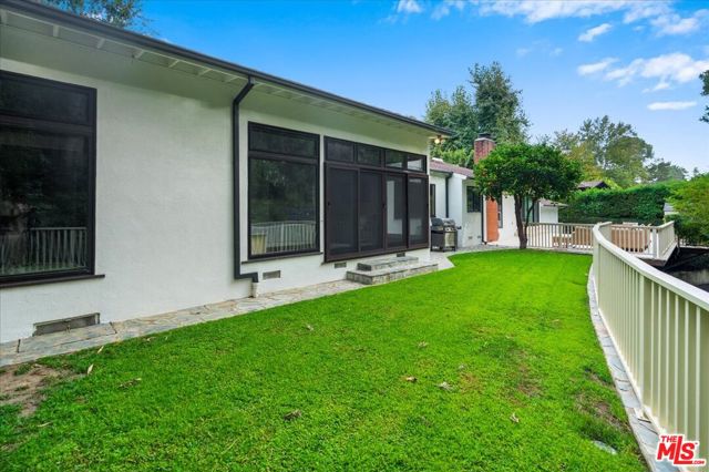 3479 Mandeville Canyon Road, Los Angeles CA: https://media.crmls.org/mediaz/bf26d485-258e-40af-9179-d935a661f281.jpg