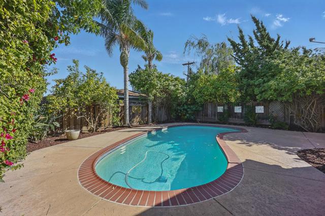 4510 Calaveras Avenue, Fremont CA: https://media.crmls.org/mediaz/bf277fff-fd4b-4e29-bcae-2bdb6db115cb.jpg
