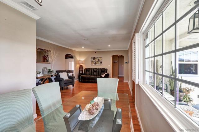 5238 Cervantes Ave, San Diego CA: https://media.crmls.org/mediaz/bf28ae63-d9c7-4644-8a53-7b80db6e116e.jpg