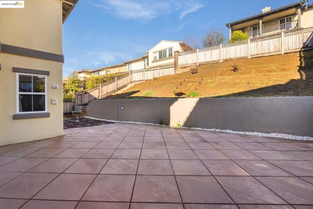 30 Arundel Dr, Hayward CA: https://media.crmls.org/mediaz/bf28c345-c9f3-4c61-bf93-3dee350b564c.jpg