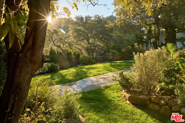 5 Bed Home for Sale in Topanga, California