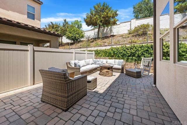 712 Gemstone Drive, San Marcos CA: https://media.crmls.org/mediaz/bf29c3aa-3641-41b6-9024-e953263a5b08.jpg
