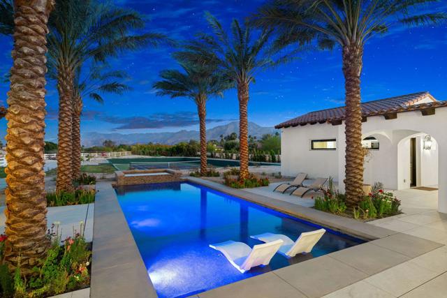 80980 Vista Galope, La Quinta CA: https://media.crmls.org/mediaz/bf2bc2fc-50d3-4e9b-bd3b-1424976a53f3.jpg