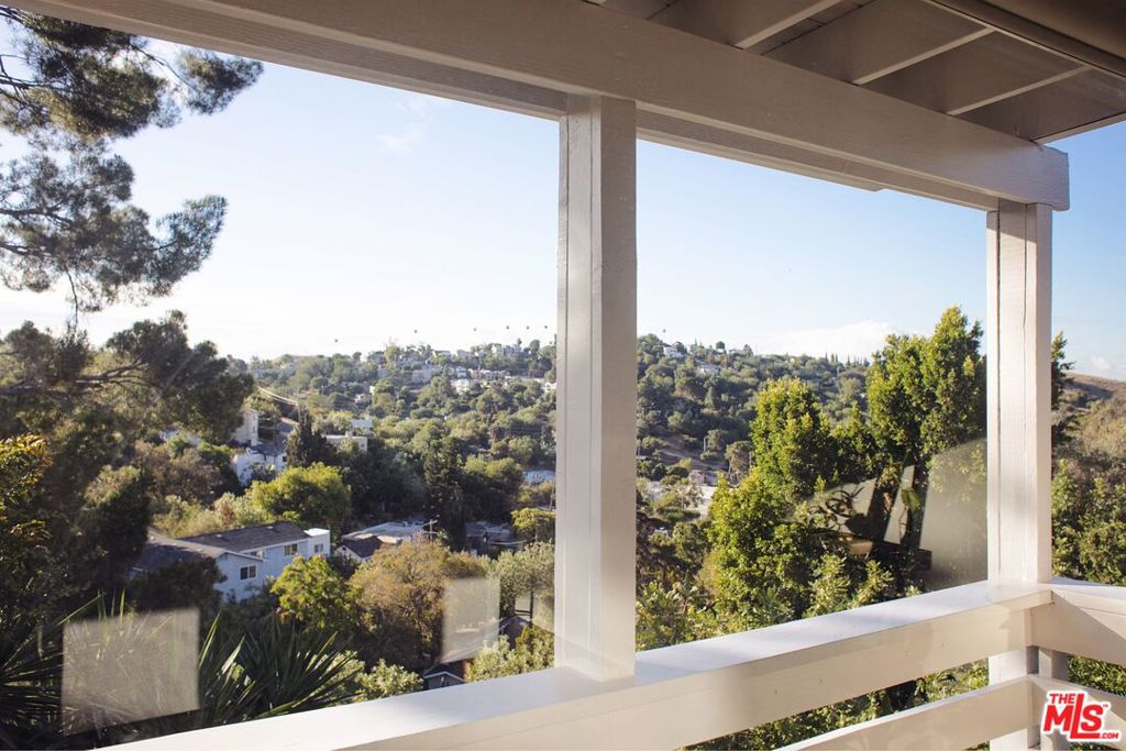 1112 Montecito Drive