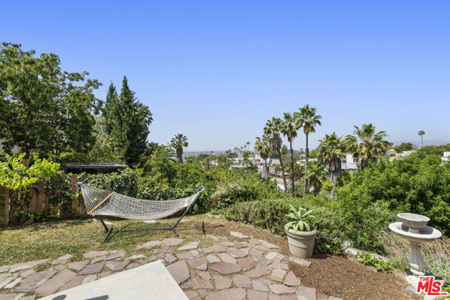 931 Micheltorena Street, Los Angeles CA: https://media.crmls.org/mediaz/bf2cbf64-586e-4151-9f7a-b7864ba45dc8.jpg
