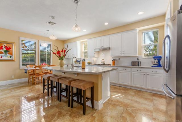 891 Antilla Way, San Marcos CA: https://media.crmls.org/mediaz/bf2dbdbd-3258-4509-92e3-90e1e4dc969e.jpg