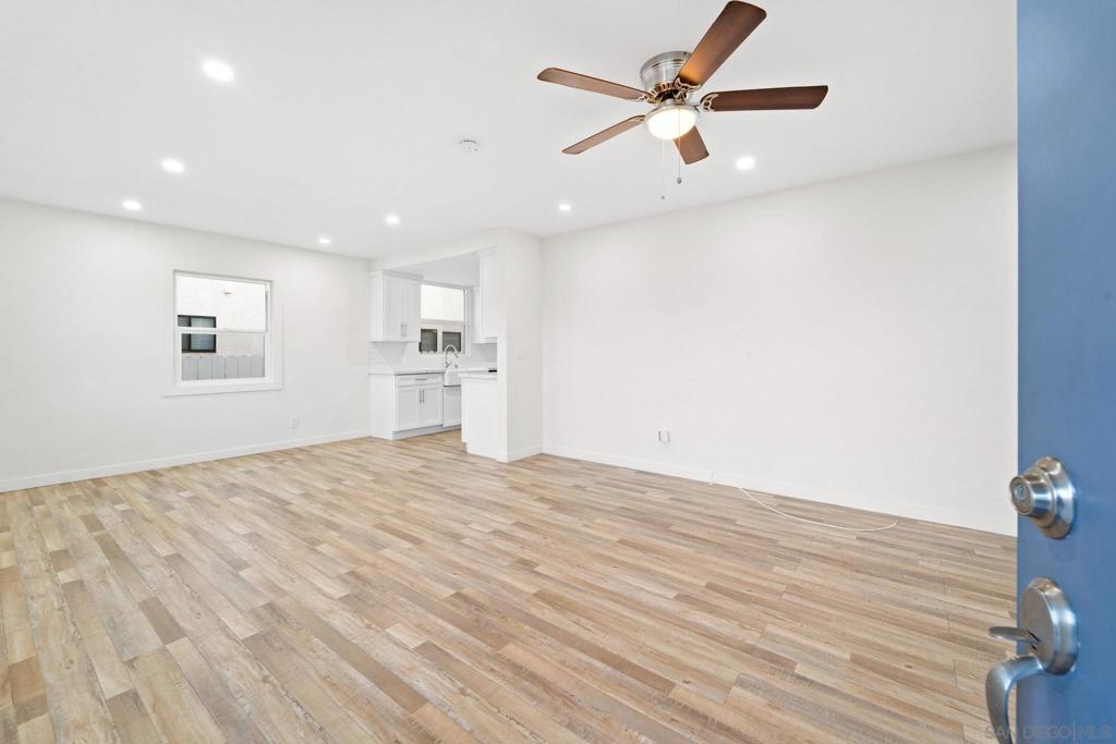4220 Overlook Dr - photo 2