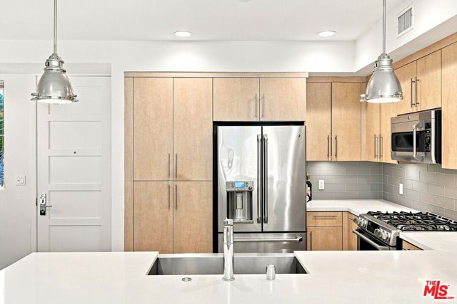 4240 Laurel Canyon Boulevard, 305 photo 8