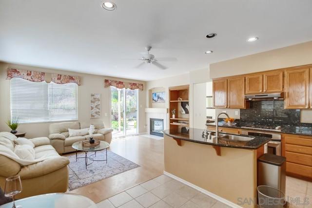 13837 Fontanelle Pl, San Diego CA: https://media.crmls.org/mediaz/bf2fb594-e546-4afc-8899-25806ed8fc0a.jpg
