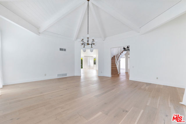 32305 Blue Rock, Westlake Village CA: https://media.crmls.org/mediaz/bf304299-8b7a-4d6a-b612-e9ac2d6b6276.jpg