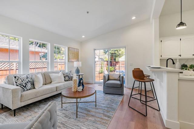 123 Wayne Court, Redwood City CA: https://media.crmls.org/mediaz/bf3149e9-a5f2-4860-93f7-007ed05ef765.jpg