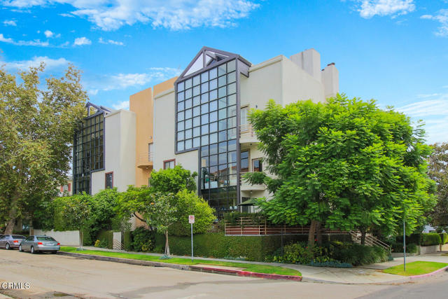 1670 Malcolm AVE Unit: 103